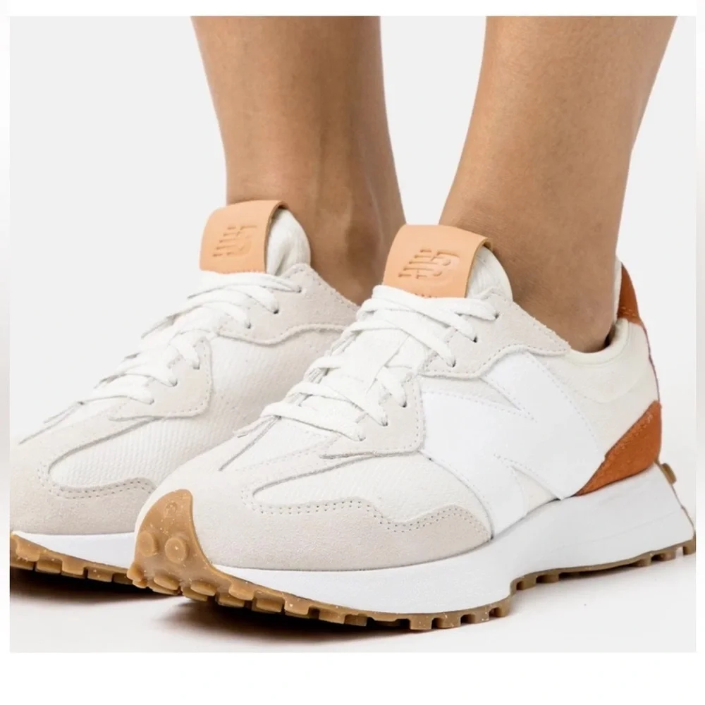 New Balance 327 Casual Women's Sneakers Shoes White Cream Brown size 8.5